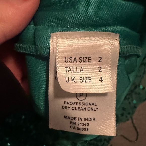 Prom Dress - Picture 3 of 5